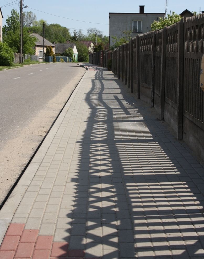 Budowa chodnika na odcinku ul. Nowowiejskiej